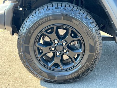 Used 2020 Jeep Wrangler Unlimited Sport AWD/4WD image 30