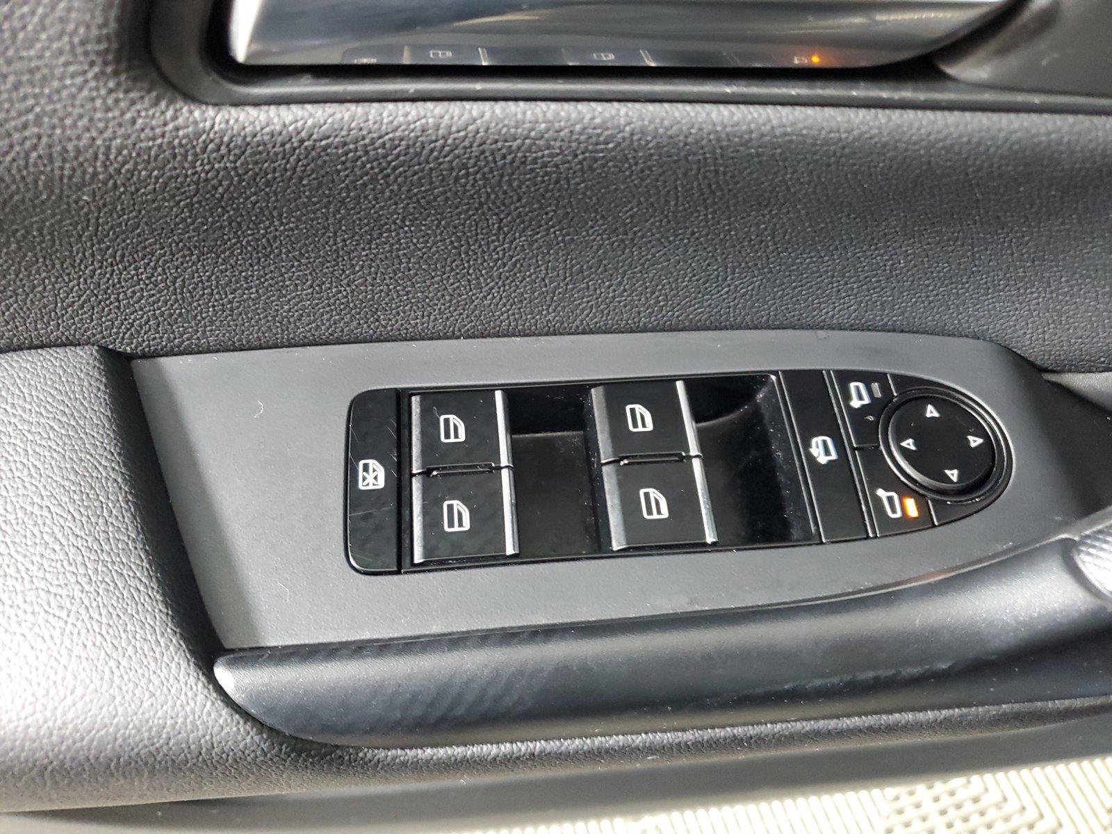 Used 2025 MAZDA CX-50 AWD 2.5 S w/ Premium Plus Pkg image 18