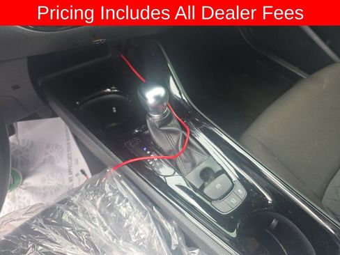 Used 2020 Toyota C-HR XLE FWD image 5
