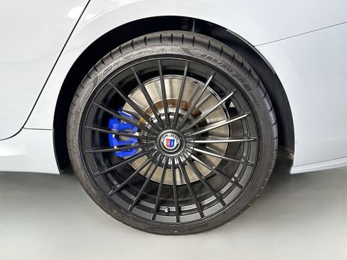 Used 2023 BMW ALPINA B8 xDrive Gran Coupe image 32