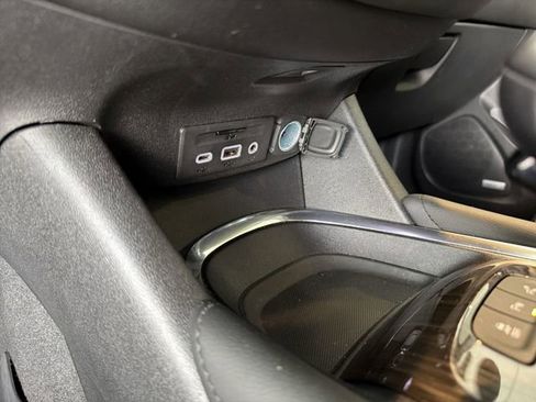 Certified 2021 Chevrolet Malibu Premier image 27