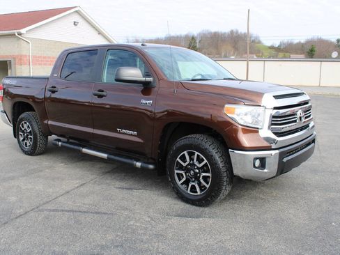 Used 2016 Toyota Tundra SR5 w/ TRD Off Road Package image 7