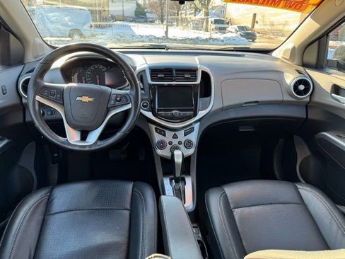 Used 2020 Chevrolet Sonic Premier image 21