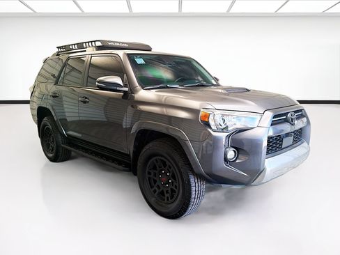 Used 2023 Toyota 4Runner TRD Off-Road Premium w/ Off Road Premium Plus Package AWD/4WD image 3