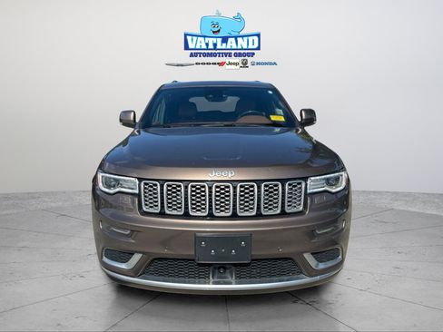 Certified 2018 Jeep Grand Cherokee Summit w/ Platinum Series Group AWD/4WD image 8