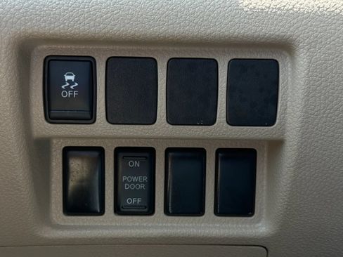 Used 2013 Nissan Quest SV w/ Leather Pkg FWD image 36