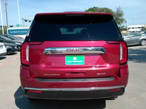 Used 2021 GMC Yukon SLT w/ SLT Luxury Package image 9