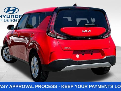 Used 2023 Kia Soul LX w/ LX Technology Package FWD image 5