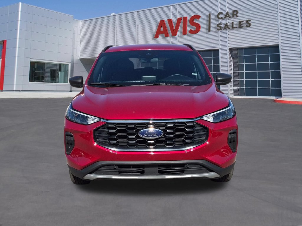 Used 2025 Ford Escape ST-Line AWD/4WD image 2