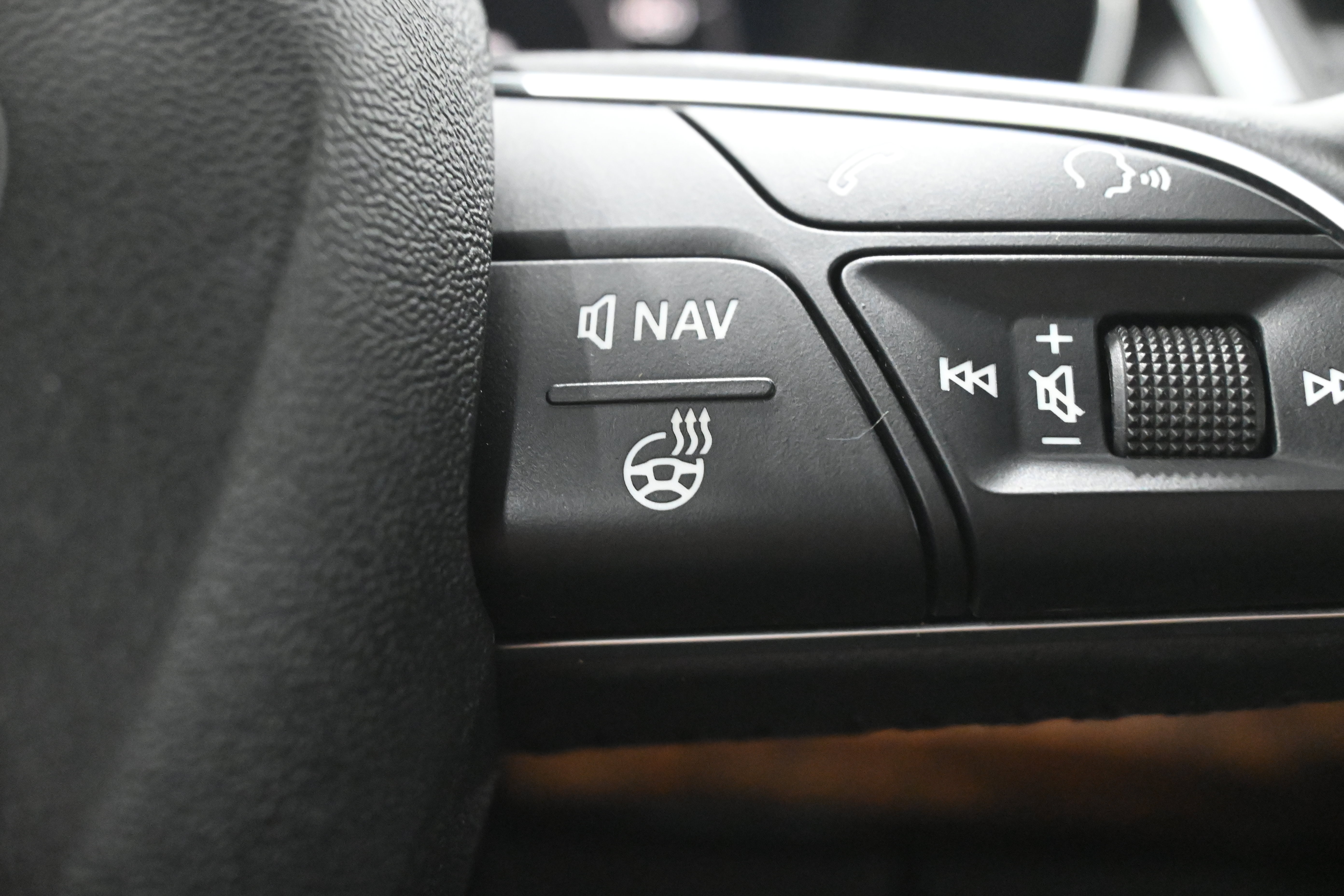 Used 2019 Audi Q5 2.0T Premium Plus w/ Premium Plus Package AWD/4WD image 8