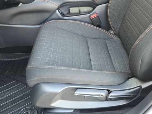 Certified 2025 Honda HR-V Sport image 26