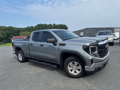 Used 2023 GMC Sierra 1500 Pro w/ Pro Value Package