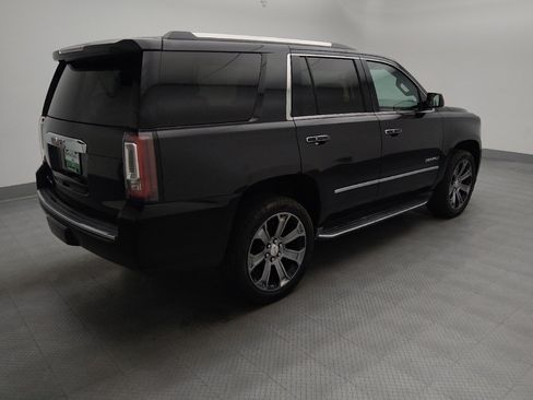 Used 2016 GMC Yukon Denali AWD/4WD image 10