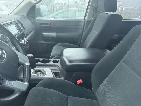 Used 2014 Toyota Sequoia SR5 image 5