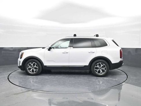 Used 2021 Kia Telluride EX w/ Towing Package image 5