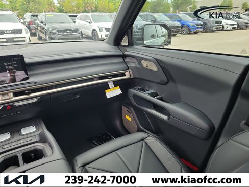 New 2027 Kia Telluride SX FWD image 18