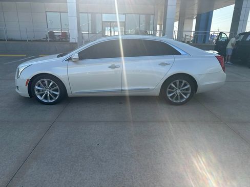 Used 2013 Cadillac XTS Luxury FWD image 29