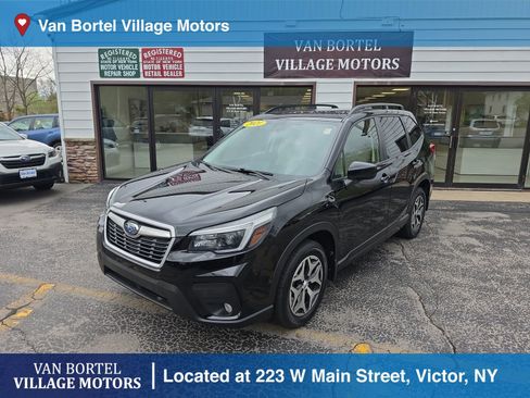 Used 2021 Subaru Forester Premium AWD/4WD image 1