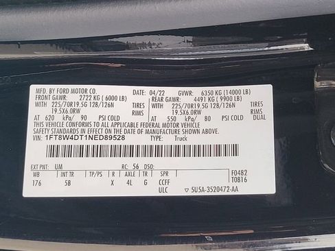 Certified 2022 Ford F450 Lariat w/ Lariat Ultimate Package image 18