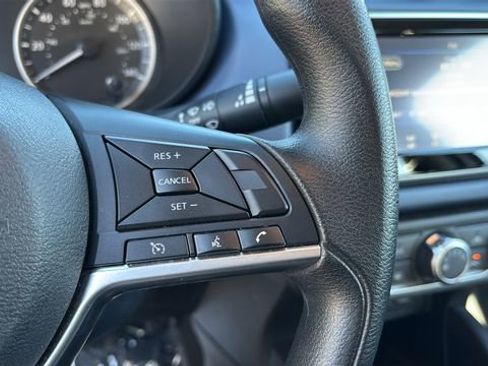 Used 2023 Nissan Versa SV image 23