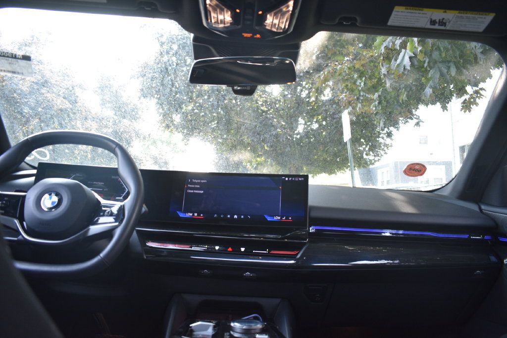 Used 2025 BMW 530i RWD image 29