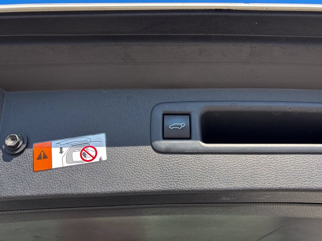 Used 2025 Toyota Grand Highlander AWD image 51