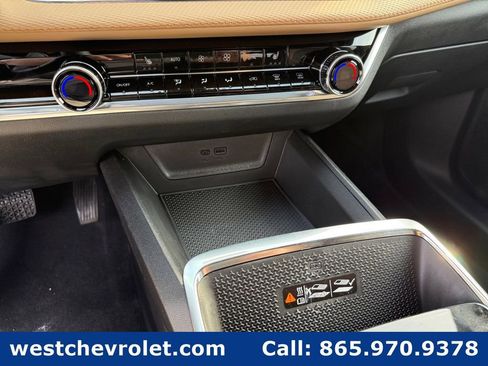 New 2026 Chevrolet Equinox ACTIV w/ Safety and Technology Package AWD/4WD image 20
