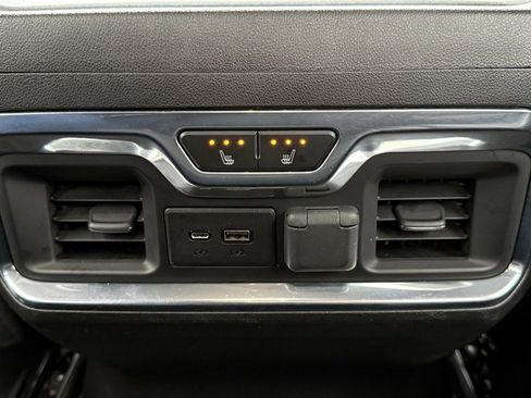 Used 2021 Chevrolet Silverado 2500 LTZ w/ LTZ Premium Package image 47