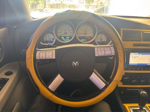 Used 2006 Dodge Charger R/T image 17