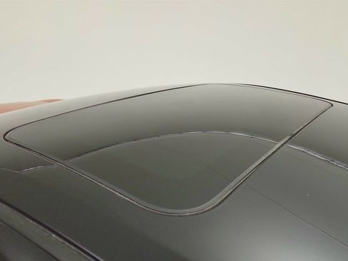 Used 2024 Nissan Sentra SR w/ SR Premium Package image 10