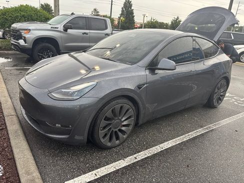 Used 2021 Tesla Model Y Performance AWD/4WD image 1