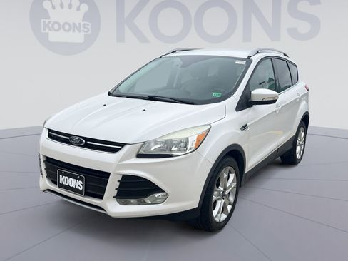 Used 2015 Ford Escape Titanium FWD image 1