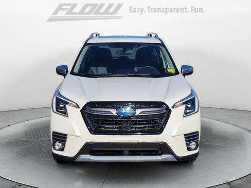 Used 2023 Subaru Forester Touring image 2