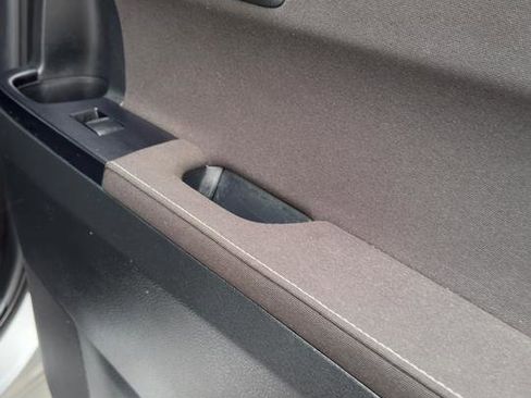 Used 2016 Scion iM 5dr HB Man (Natl) image 42