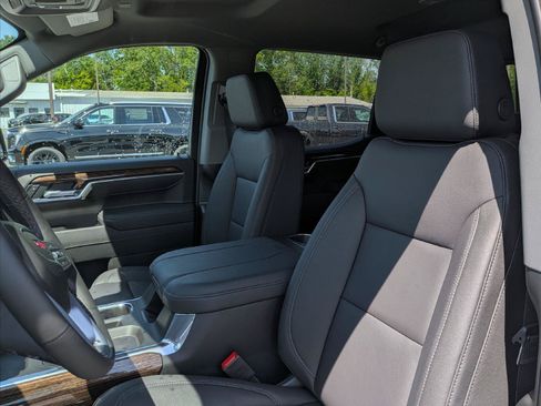 New 2026 GMC Sierra 1500 Elevation w/ Elevation Premium Package AWD/4WD image 11