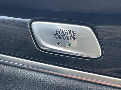 Used 2023 Buick Enclave Essence w/ Experience Buick Package FWD image 28