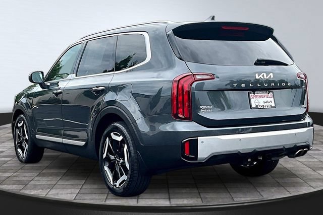 Certified 2024 Kia Telluride S w/ S Sunroof Package AWD/4WD image 4