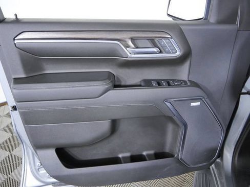 Used 2024 Chevrolet Silverado 1500 LTZ AWD/4WD image 18