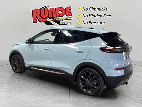 Used 2022 Chevrolet Bolt EUV Premier w/ Launch Edition FWD image 4