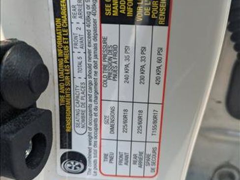 Used 2018 Subaru Outback 3.6R Limited AWD/4WD image 16