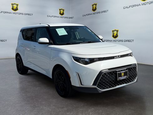 Used 2023 Kia Soul LX w/ Option Group 015 image 7