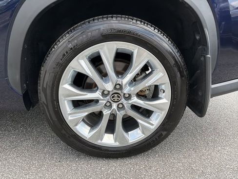 Used 2022 Toyota Highlander Limited AWD/4WD image 20
