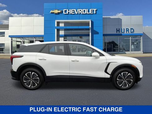 New 2025 Chevrolet Blazer EV LT image 3