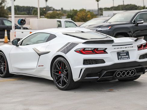 Used 2023 Chevrolet Corvette Z06 image 5