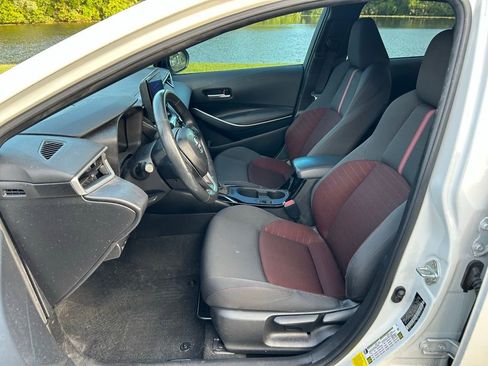 Used 2024 Toyota Corolla SE image 14