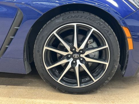 Used 2022 Toyota GR86 image 8