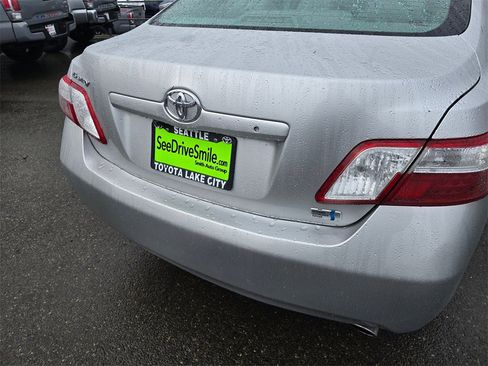 Used 2008 Toyota Camry Hybrid image 15