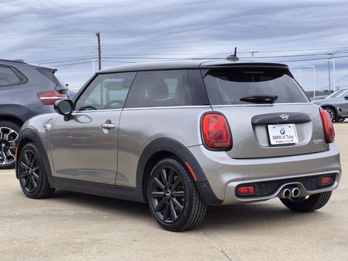 Used 2020 MINI Cooper S w/ Premium Package image 4