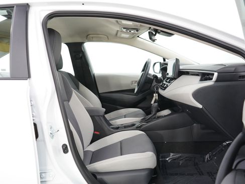 Used 2024 Toyota Corolla LE image 10