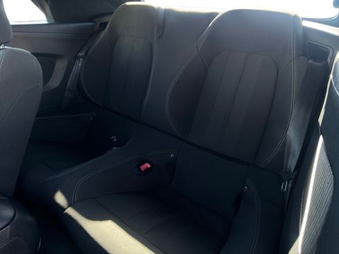Used 2019 Ford Mustang Convertible RWD image 13